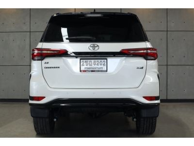 2021 Toyota Fortuner 2.8 Legender 4WD SUV AT(ปี 15-21) P6202 รูปที่ 3